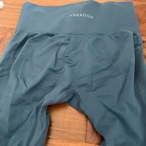 paragon leggings size small